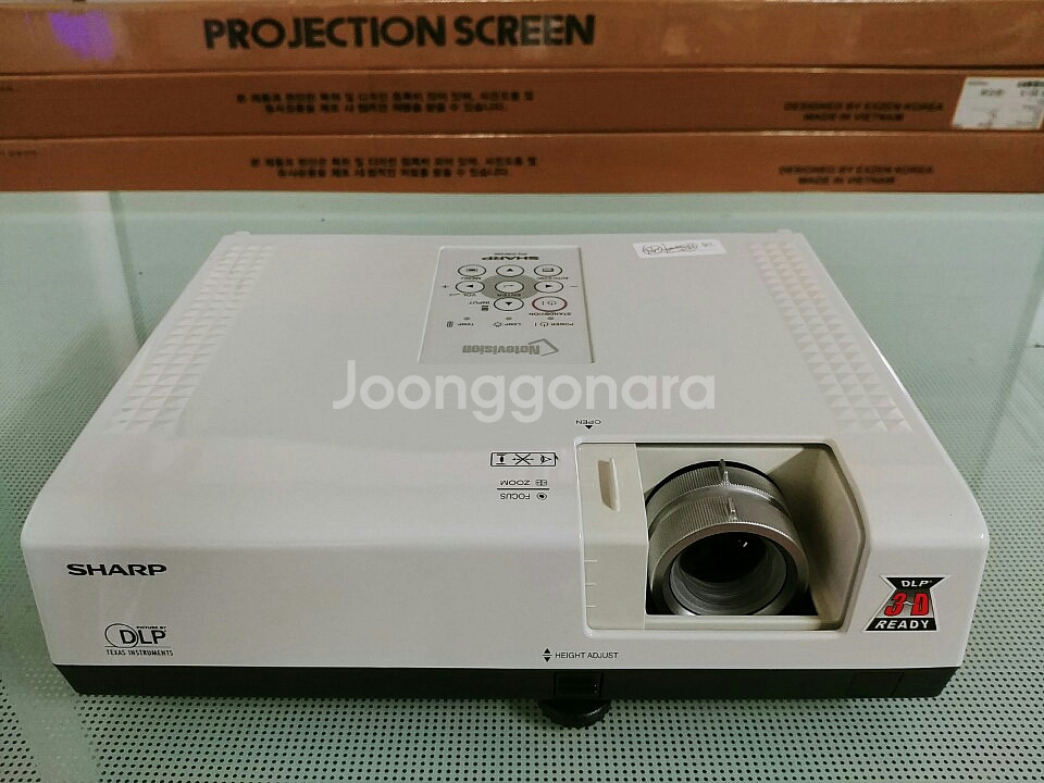 초가성비,고화질 샤프 프로젝터 고스펙의 가벼운 무계만큼...--0