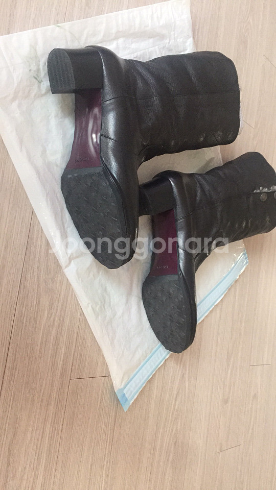 미소페 부츠 250 판매합니다--1