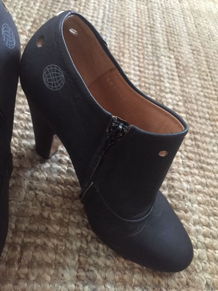 Margiela 마르지엘라 앵클 부츠 37--2