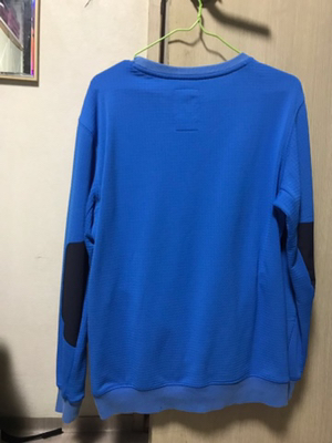 데상트 맨투맨m 싸게 내놓습니다--1