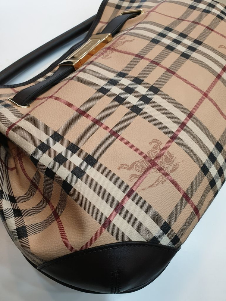 상품명 : 버버리 월렌모어
이미지