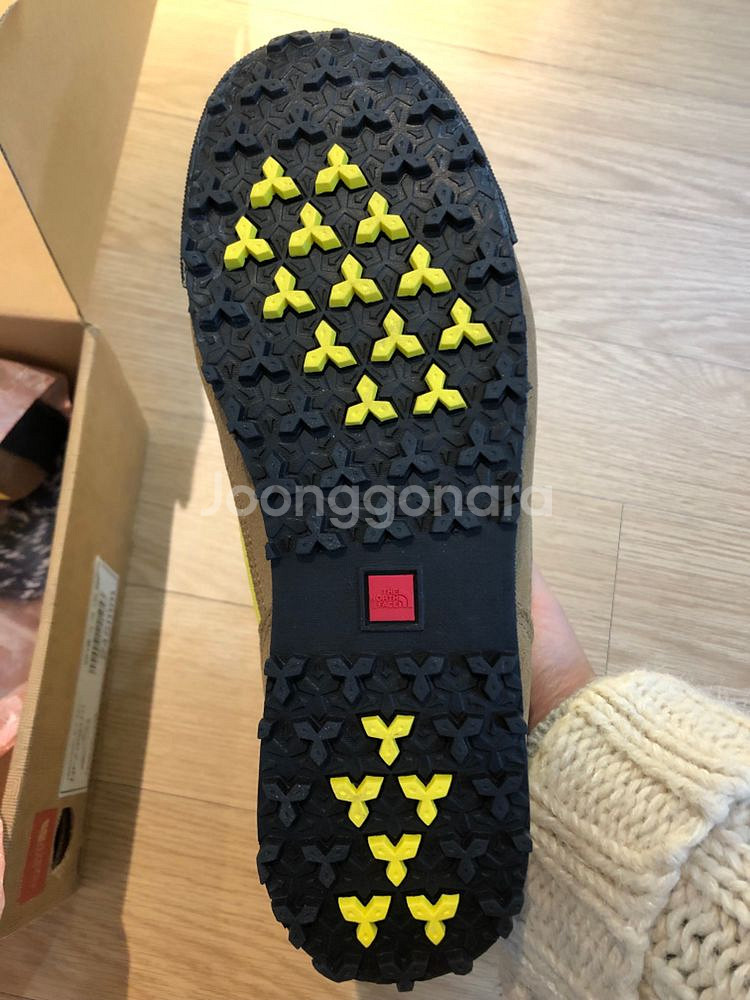 등산화 노스페이스 버클리 미드 새제품 245m--1