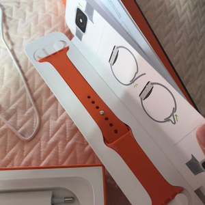 애플워치4 에르메스 스포츠밴드만 판매합니다