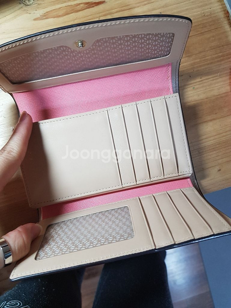 루이까또즈 중지갑 판매--1