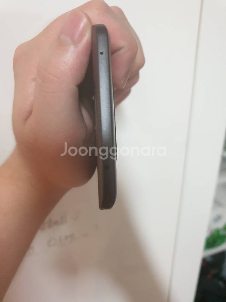 v20 블랙 뒤에 카메라 깨졋지만 사진 잘 찍힙니다--4
