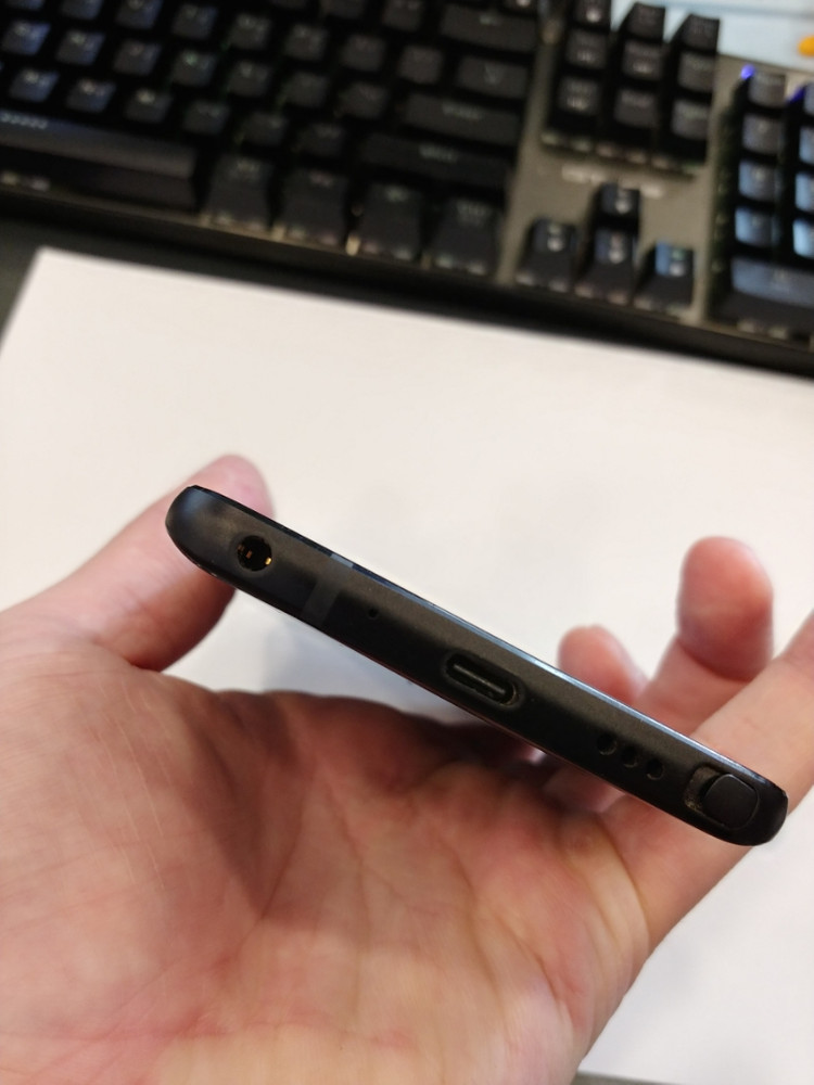 2018년형 LG Q8 A급 팝니다. 서산직거래--3