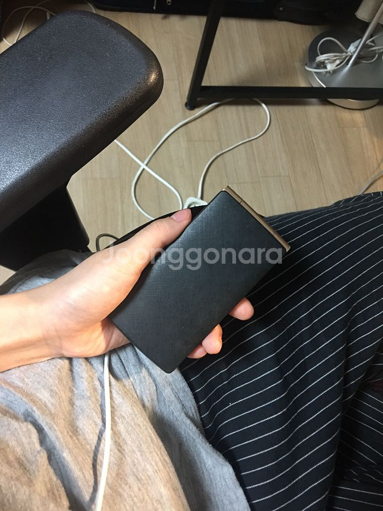 lg 폴더 스마트폰--1