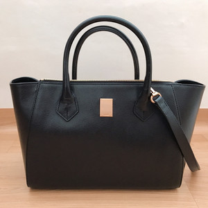 쿠론 스테파니가방 팝니다