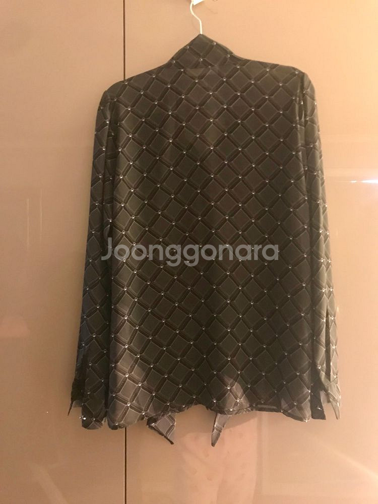 마이클코어스 블라우스--3