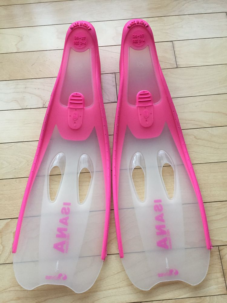 이사나 칸쿤 오리발--1