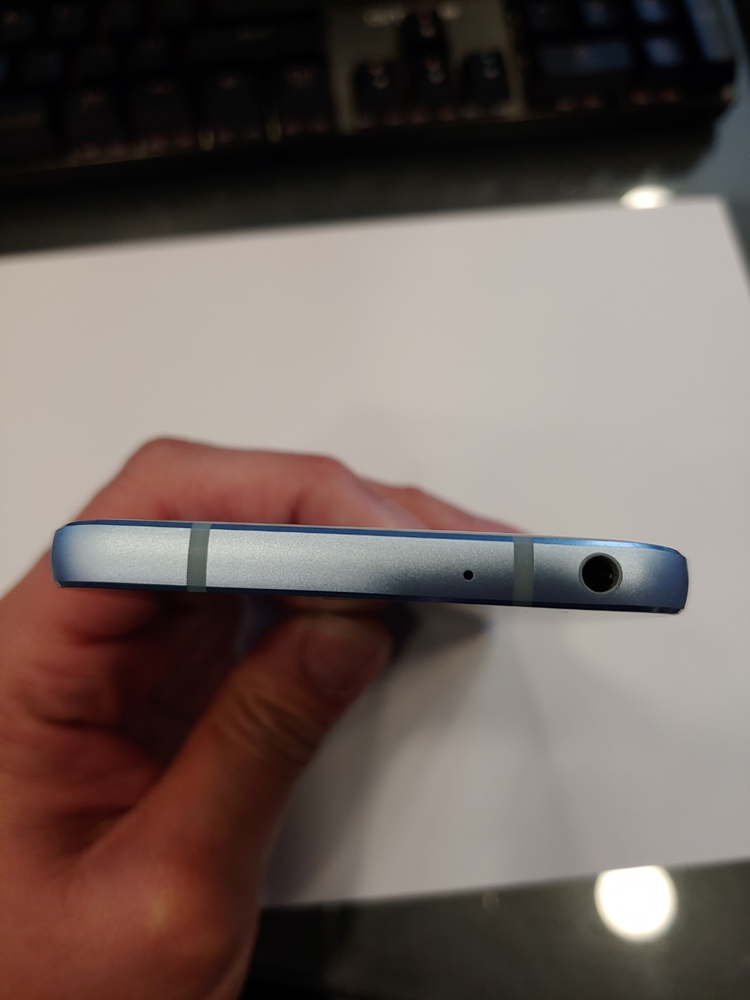 LG G6 블루 팝니다. 서산직거래--2