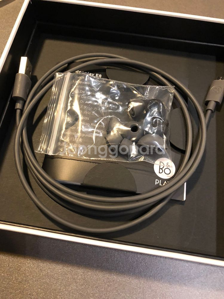 B&O 뱅앤올룹슨 E8 18만원 판매--2