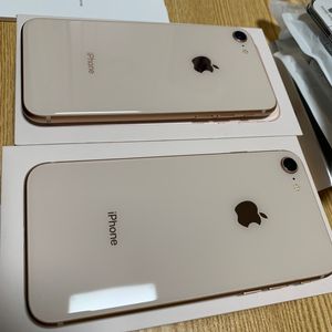 [커플 폰]아이폰8 64기가 로즈 골드 2개 판매