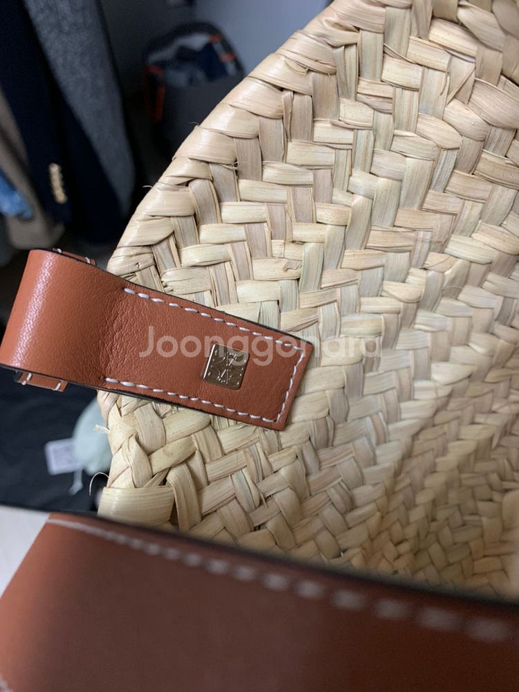 로에베 라피아백 스몰(정품)--3