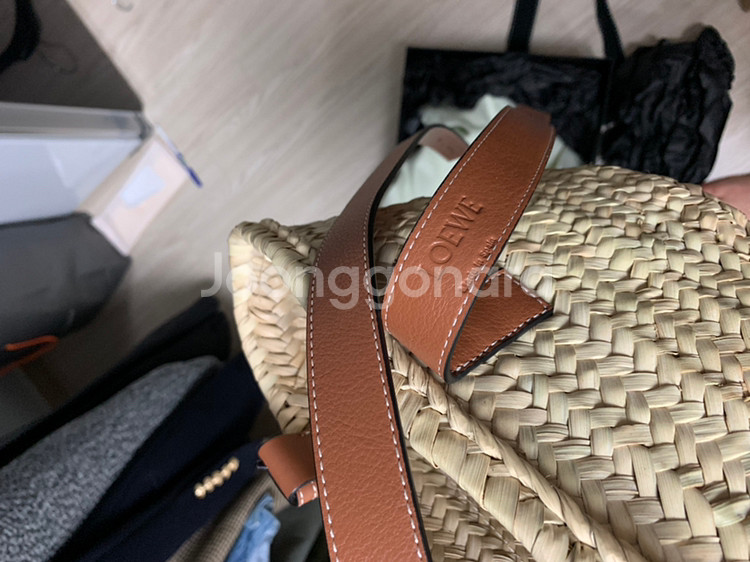 로에베 라피아백 스몰(정품)--5