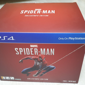 ps4 스파이더맨 콜렉터즈 에디션 팝니다