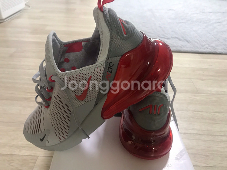  에어맥스 270 새제품--0