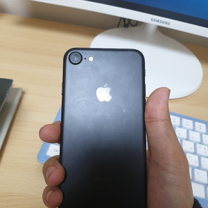 아이폰7 매트블랙 32g 