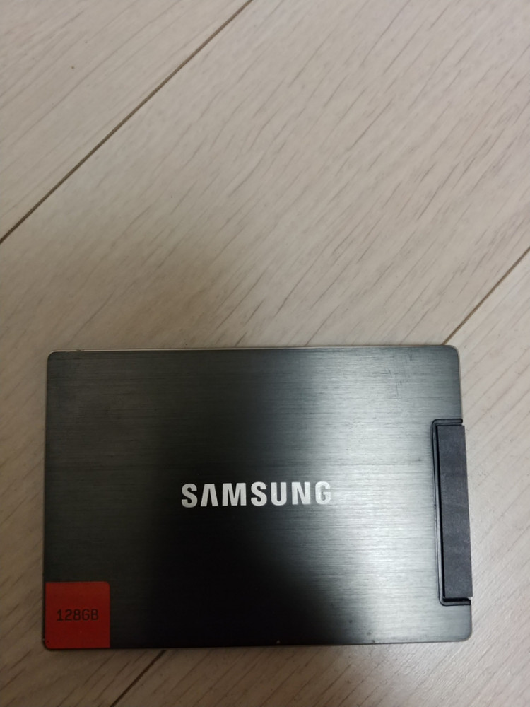 삼성ssd 128기가 2개 팝니다--2
