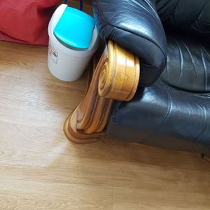 원목 가죽 소파