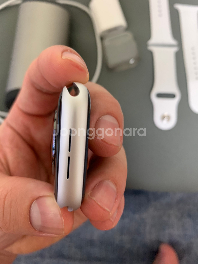 애플워치4 44mm 샐룰러 팝니다--2