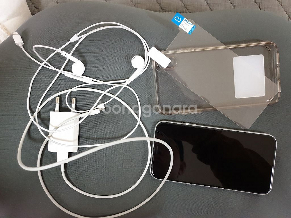 아이폰xr 64기가 화이트 s급판매--5