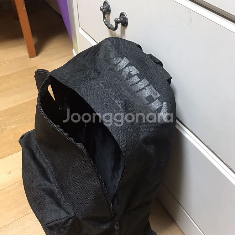 트레셔 백팩 진짜 개꿀매  당여히 정품!!!--7