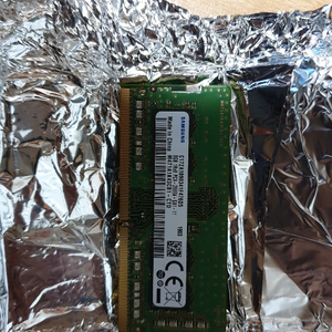 삼성 노트북 DDR4 8G PC4-21300 팝니다