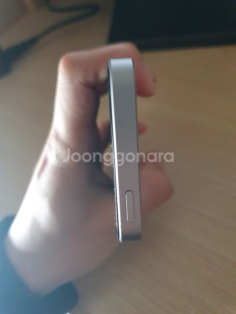 아이폰se 스페이스그레이 64GB--3