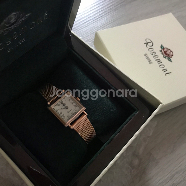 로즈몽 시계 3/3구매 새상품 로즈골드 정려원 시계--0