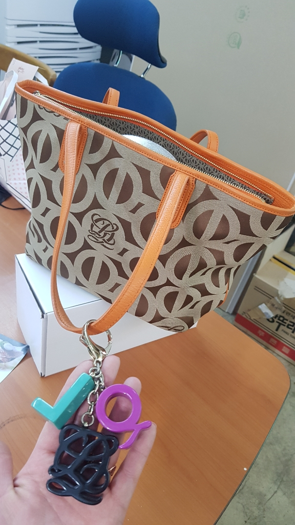 루이까또즈가방(정품)--1