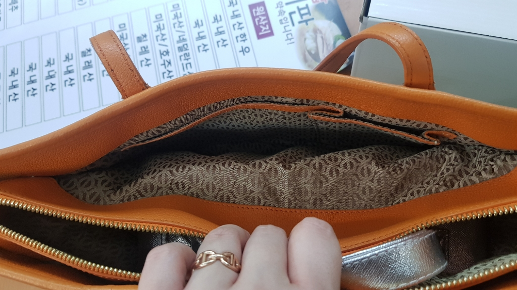 루이까또즈가방(정품)--4