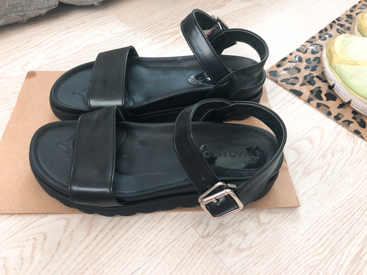 마크모크샌들팝니다--1