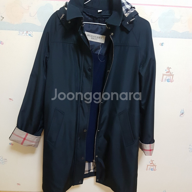 버버리 트렌치코트(오이엠제품)--0
