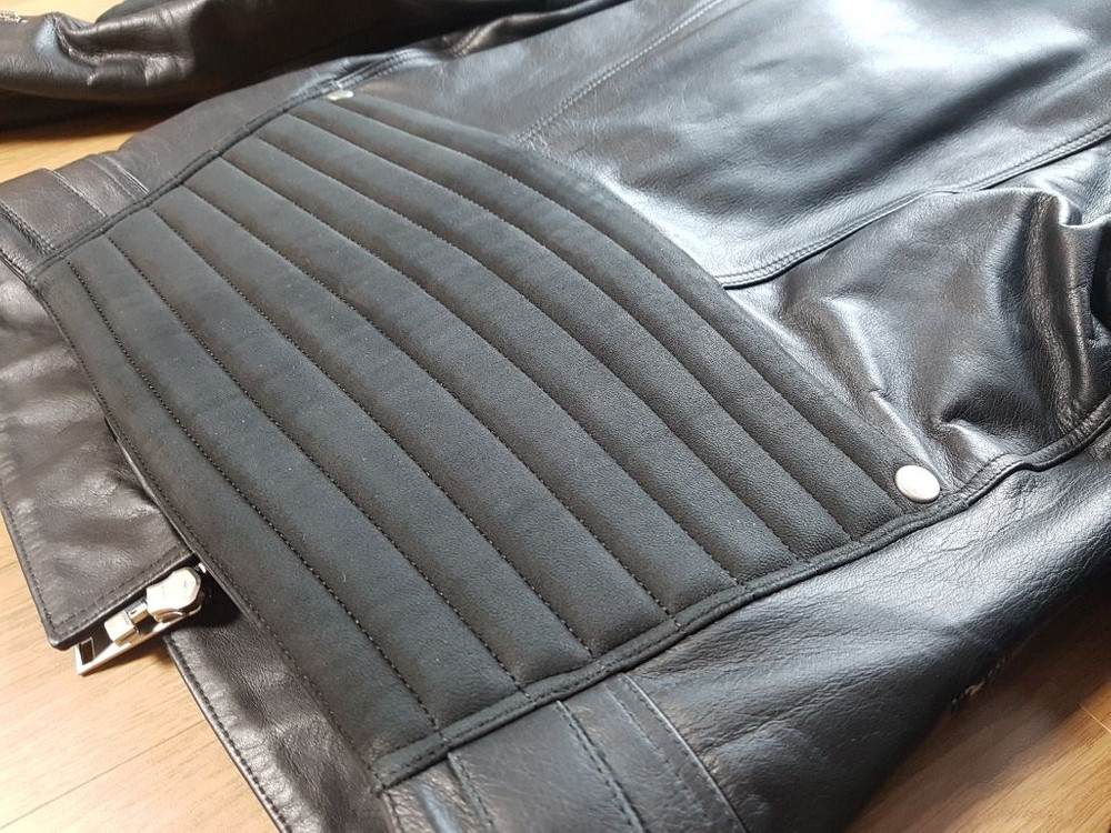 산드로 옴므 가죽자켓 95사이즈(새제품) 판매합니다.--7