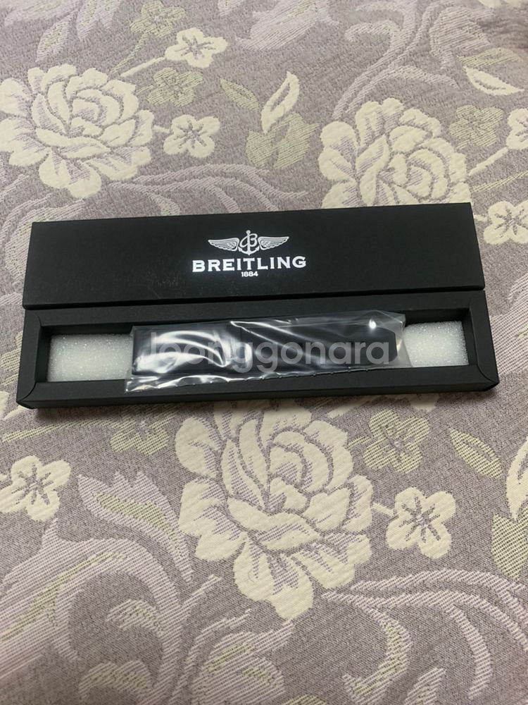 브라이틀링 핀버클 러버밴드--1