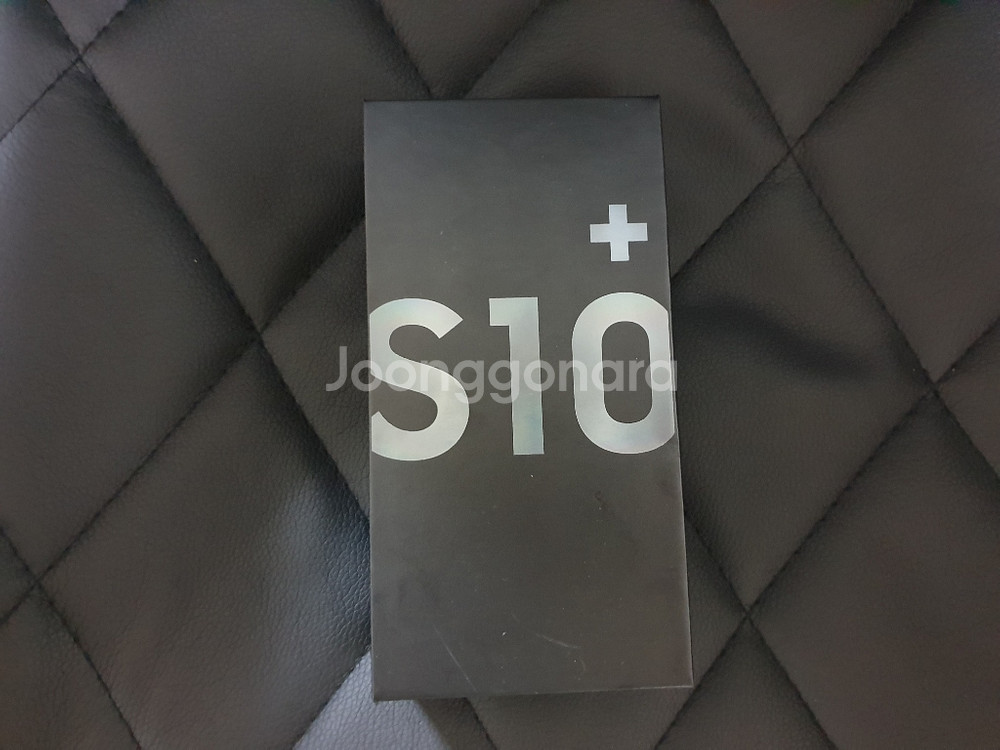 갤럭시 s10 플러스 128기가 블랙 팝니다--2