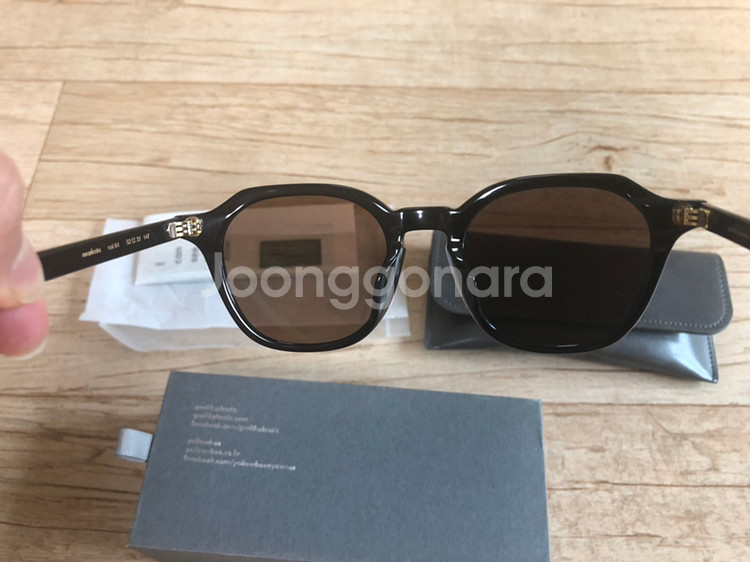 그라픽플라스틱x옐로우비 마르게타 선글라스--1