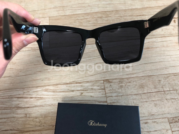 엘리샤코이 스퀘어 선글라스--1