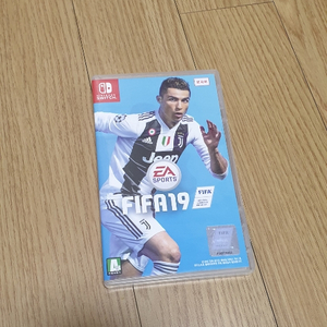 닌텐도 스위치 피파 19 4만원에 팝니다