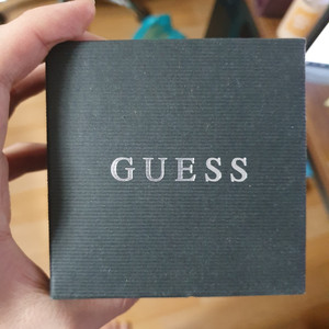 guess시계