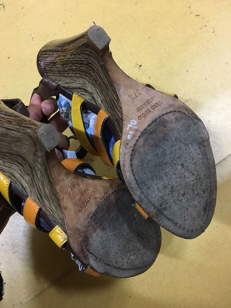 이태리제 명품웨지샌들하이힐구두 37반(240)--6