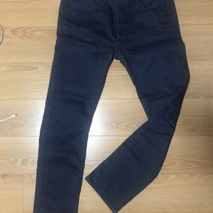 데넘 댄험 Denham 슬림핏 치노팬츠 네이비