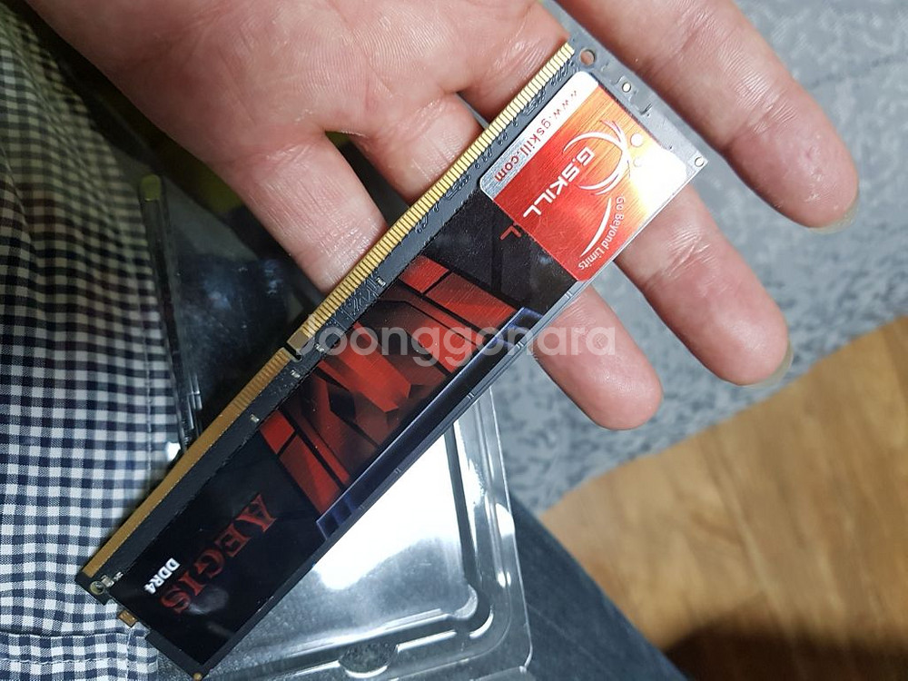지스킬 ddr4 8gb 19200 팝니다. --1