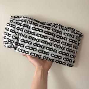 cdg 반팔티 XL 화이트