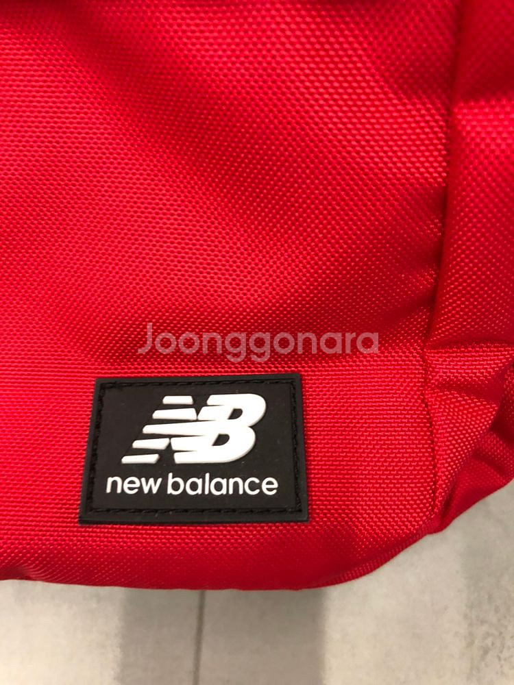 뉴발란스 백팩 새상품--1