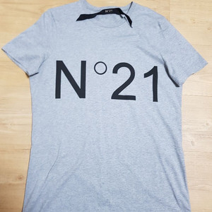 n21반팔티