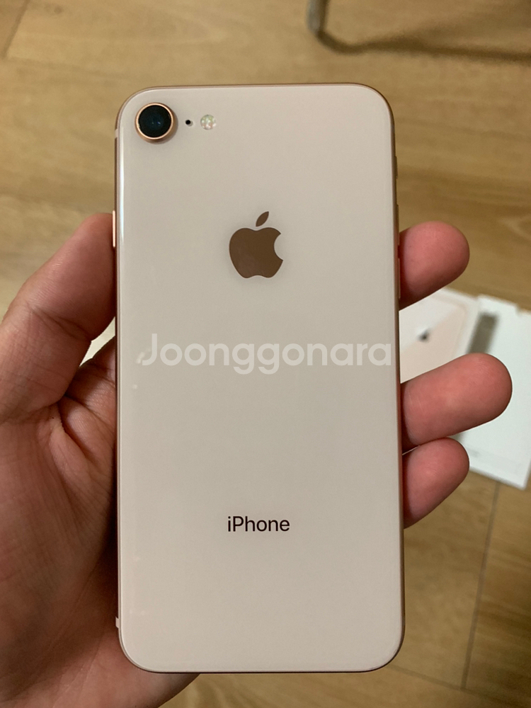 아이폰8 골드 64--2