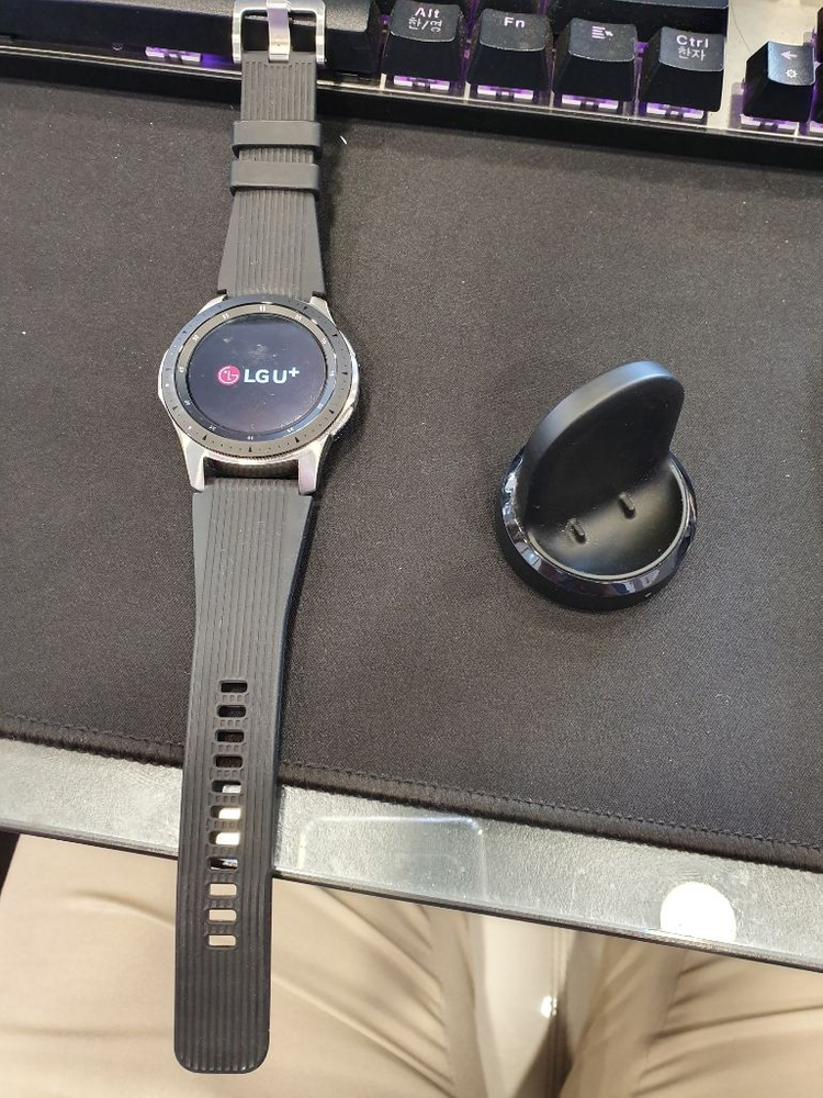 갤럭시 워치 46 R805 팝니다. 서산직거래--0