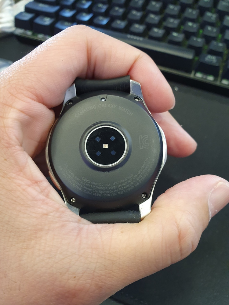 갤럭시 워치 46 R805 팝니다. 서산직거래--2
